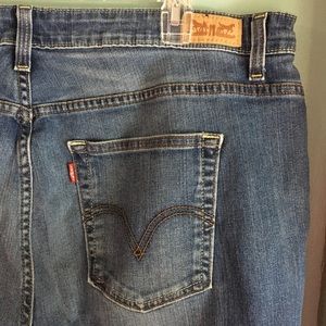 Levi’s 580 Straight Leg Jeans